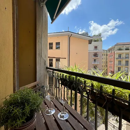 Casa Ponte Vittoria Верона